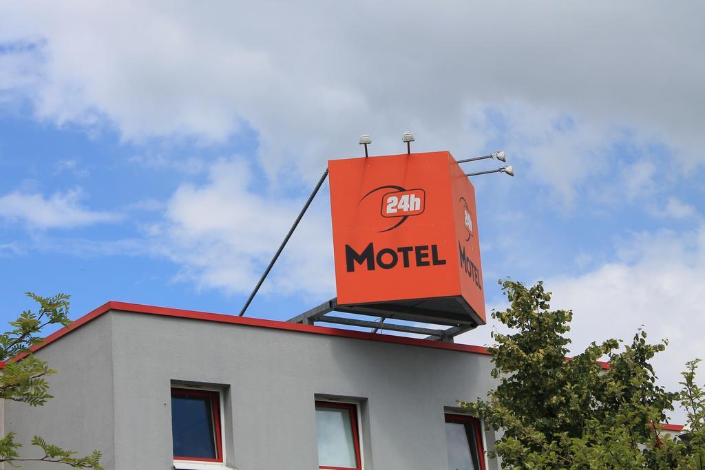 24h Motel 2*